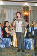 Серебряный суперлидер Компании Татьяна Шмелева поблагодарила руководство БЕЛОГО КОТА и поздравила всех с Новым годом.