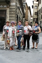 Команда успешных дистрибьюторов в сердце Тосканы.